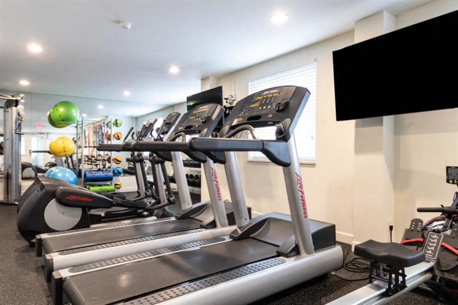 Park Clayton Image 16