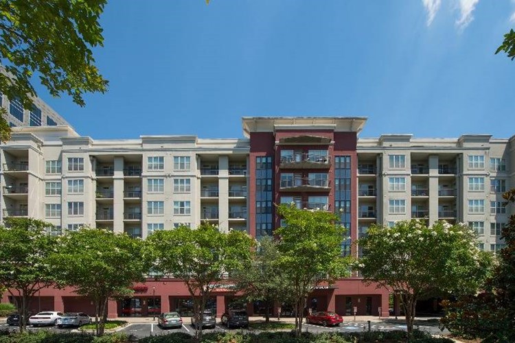 Peachtree Dunwoody Place Image 2