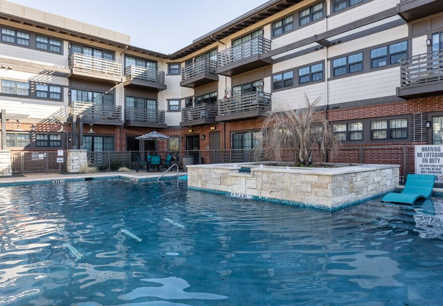 The Dakota at Bishop Arts Image 3