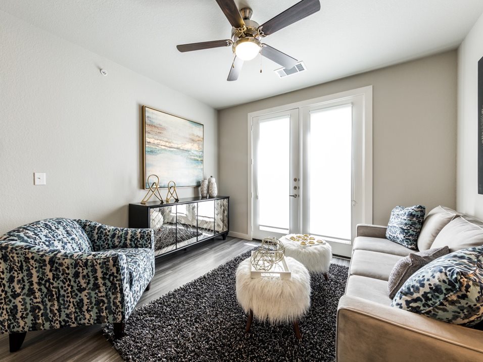 Urban North Apartments Image 6