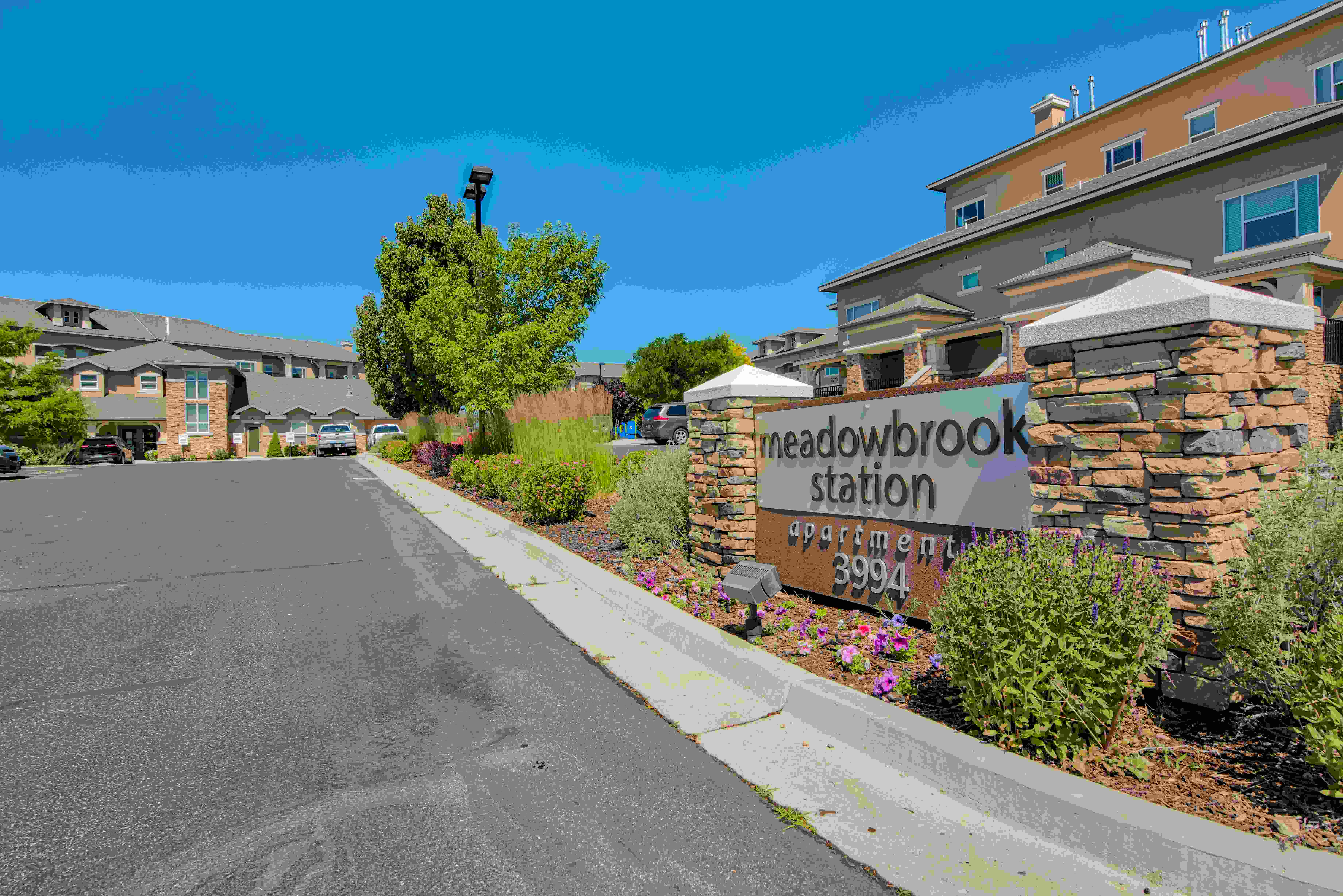 Meadowbrook Station Apartments Image 27