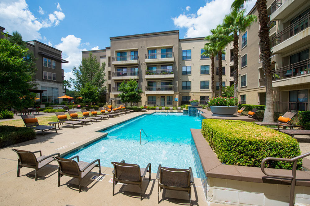 33ThirtyThree Image 12