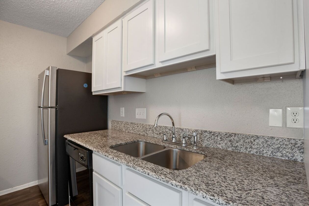 Camino Flats Image 5