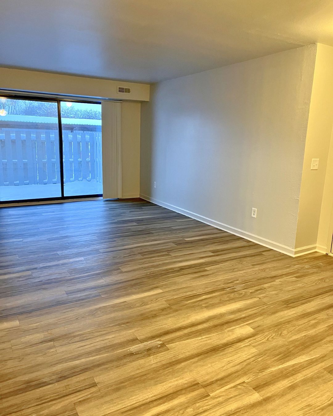 Three Oaks Apartments Image 44