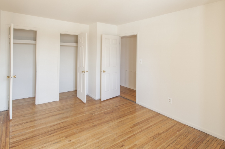 526 Spruce Street Image 10