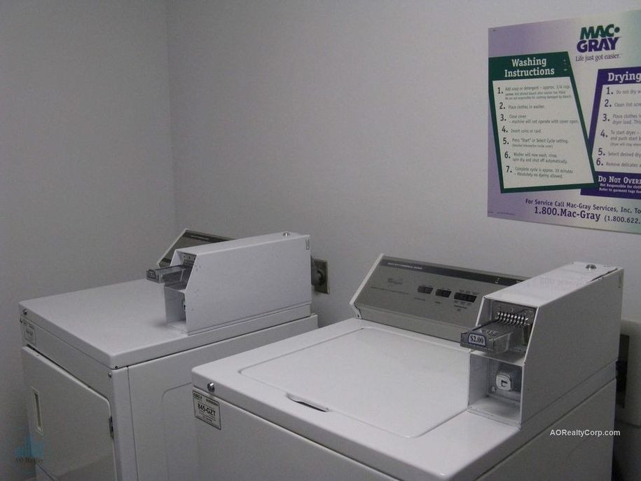 West Hills Village Image 4