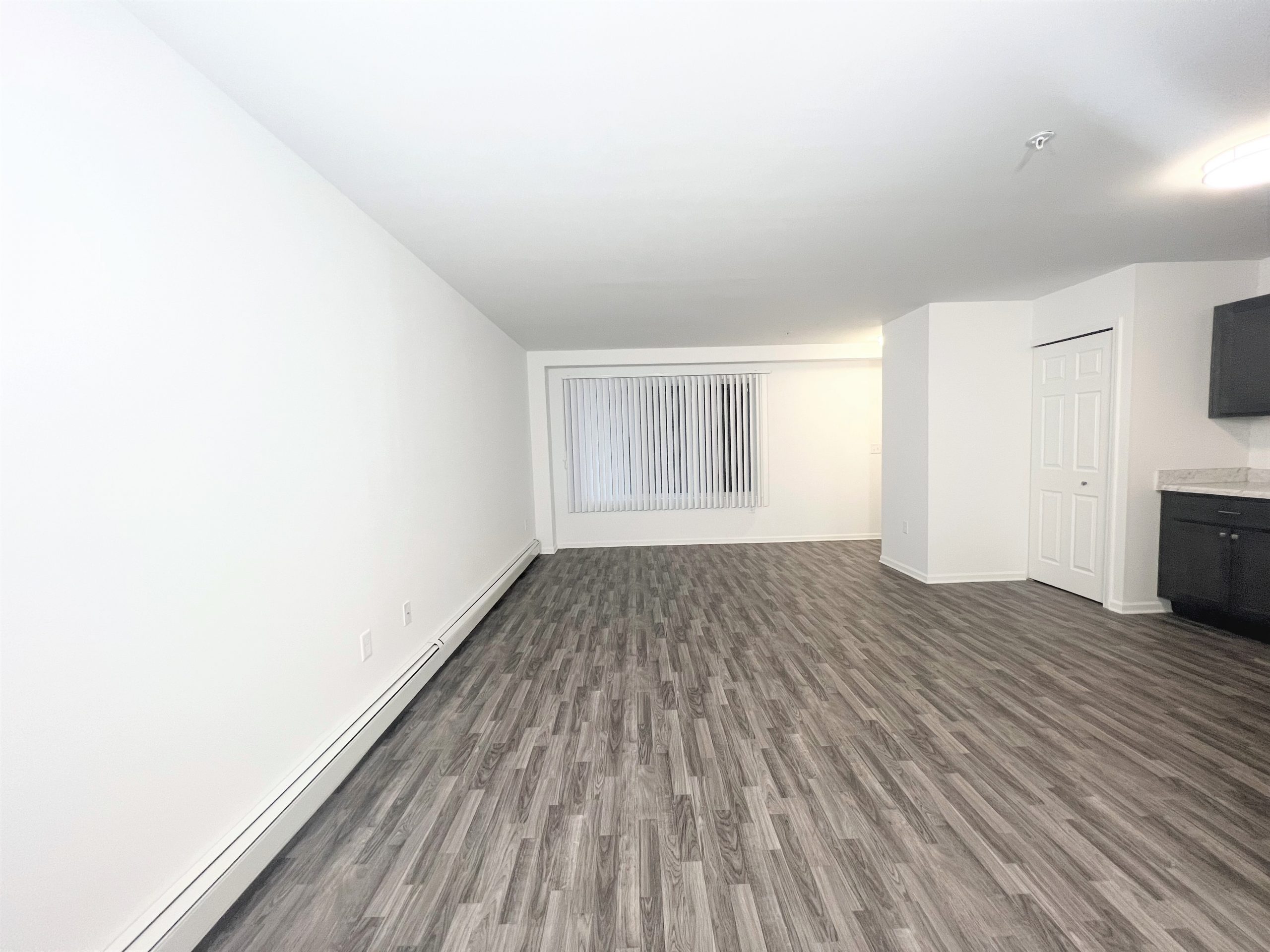 Sterling Troy Image 3