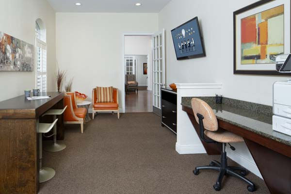 Camden Royal Palms Image 18