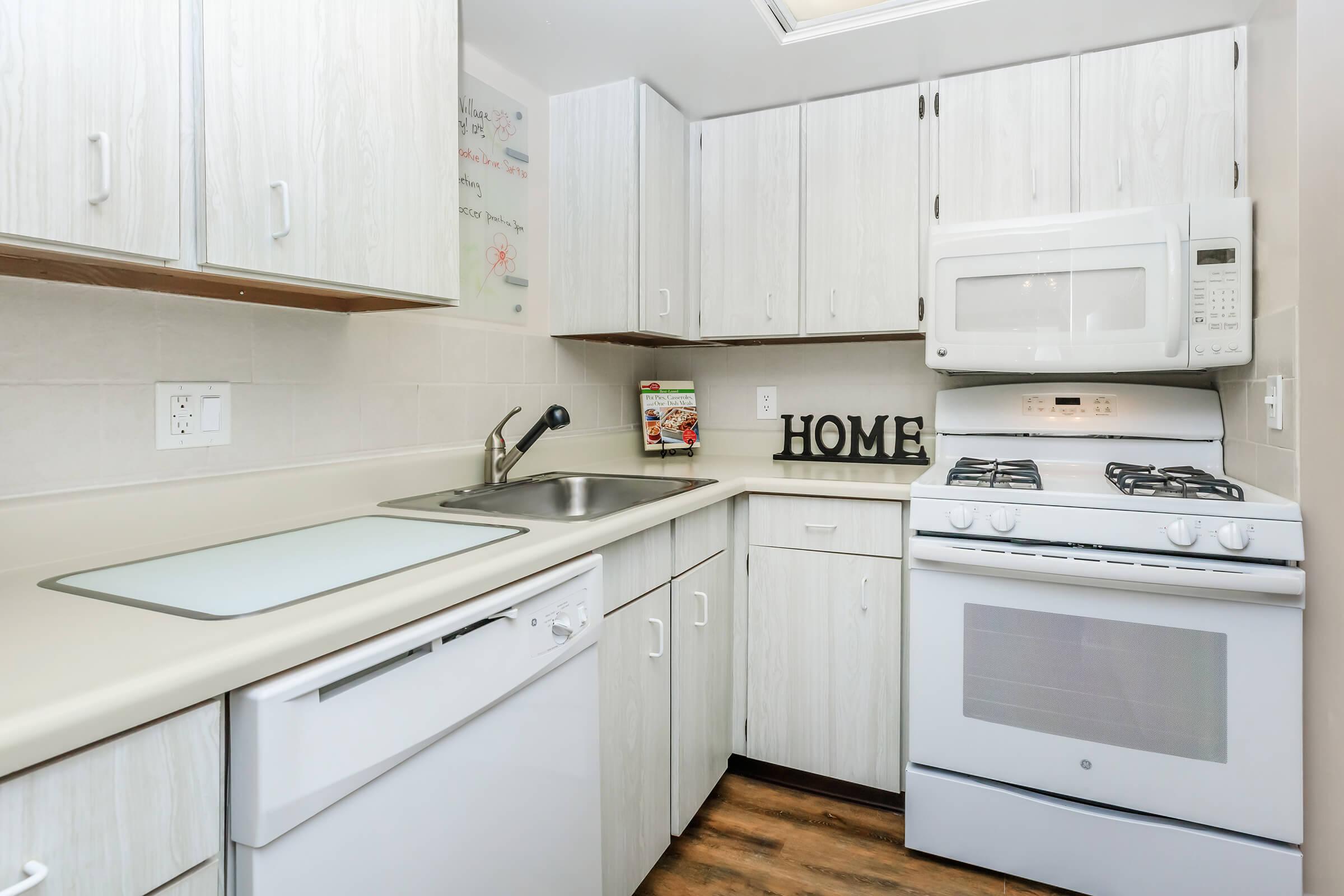 Orchard Village Apartments Image 17