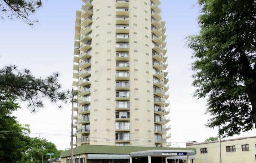 Azur Tower Image 1