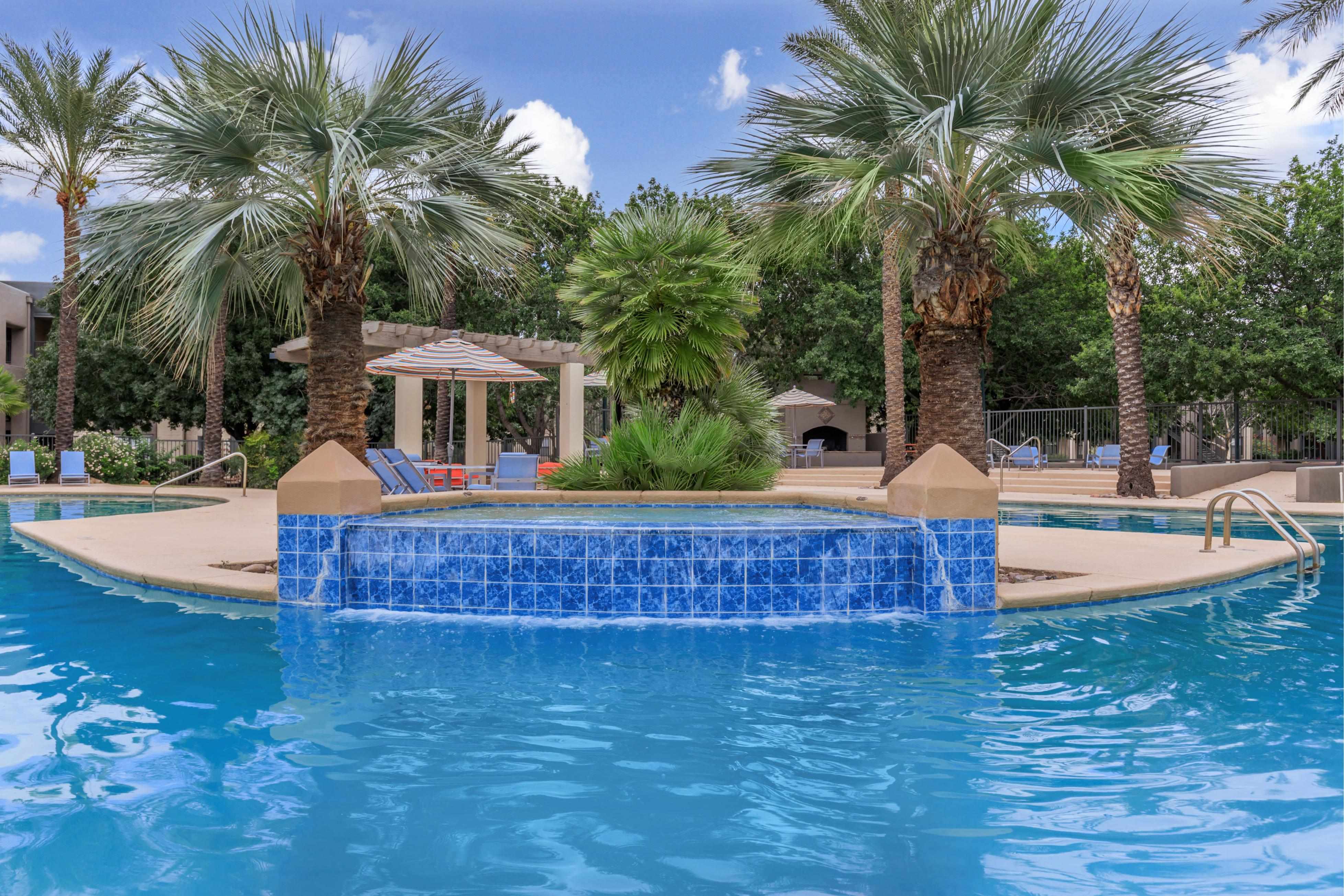 Riverwalk Luxury Apartments Image 2