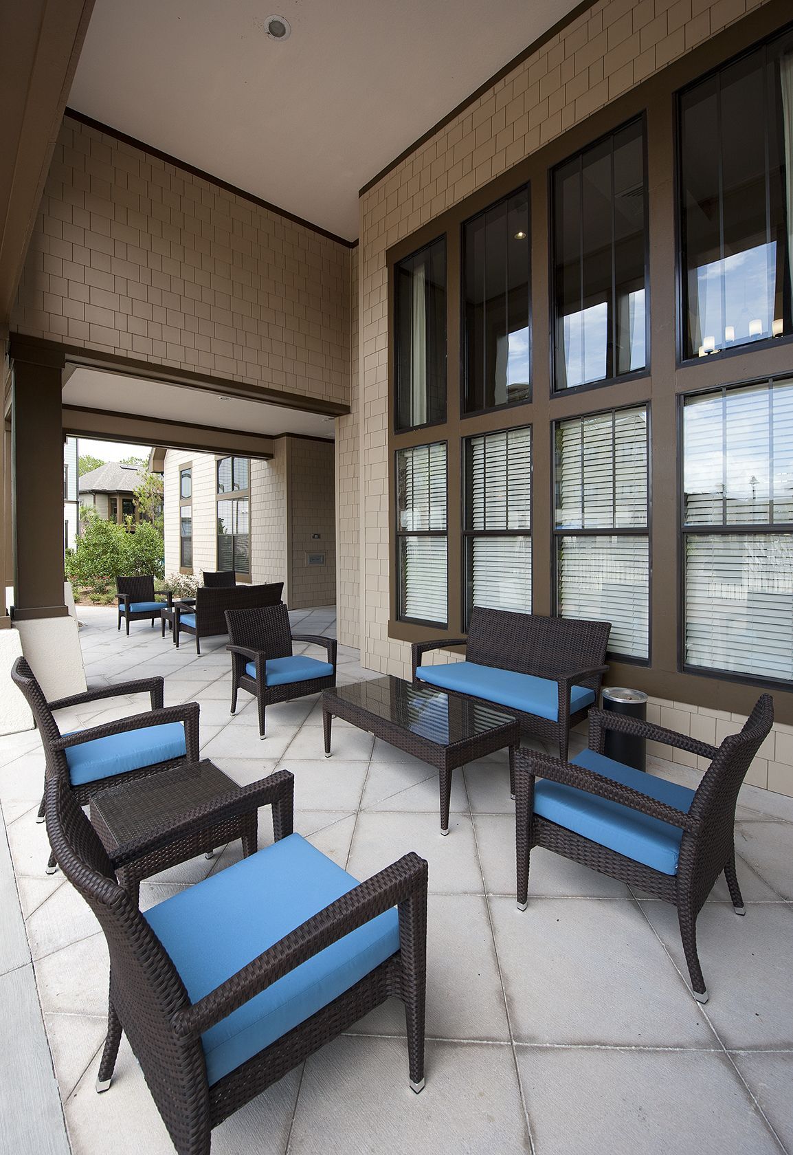 White Palm Apartments Image 17