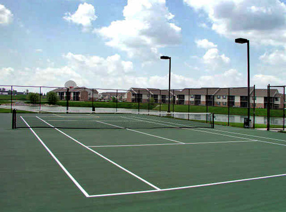 Island Club Apartments Image 4