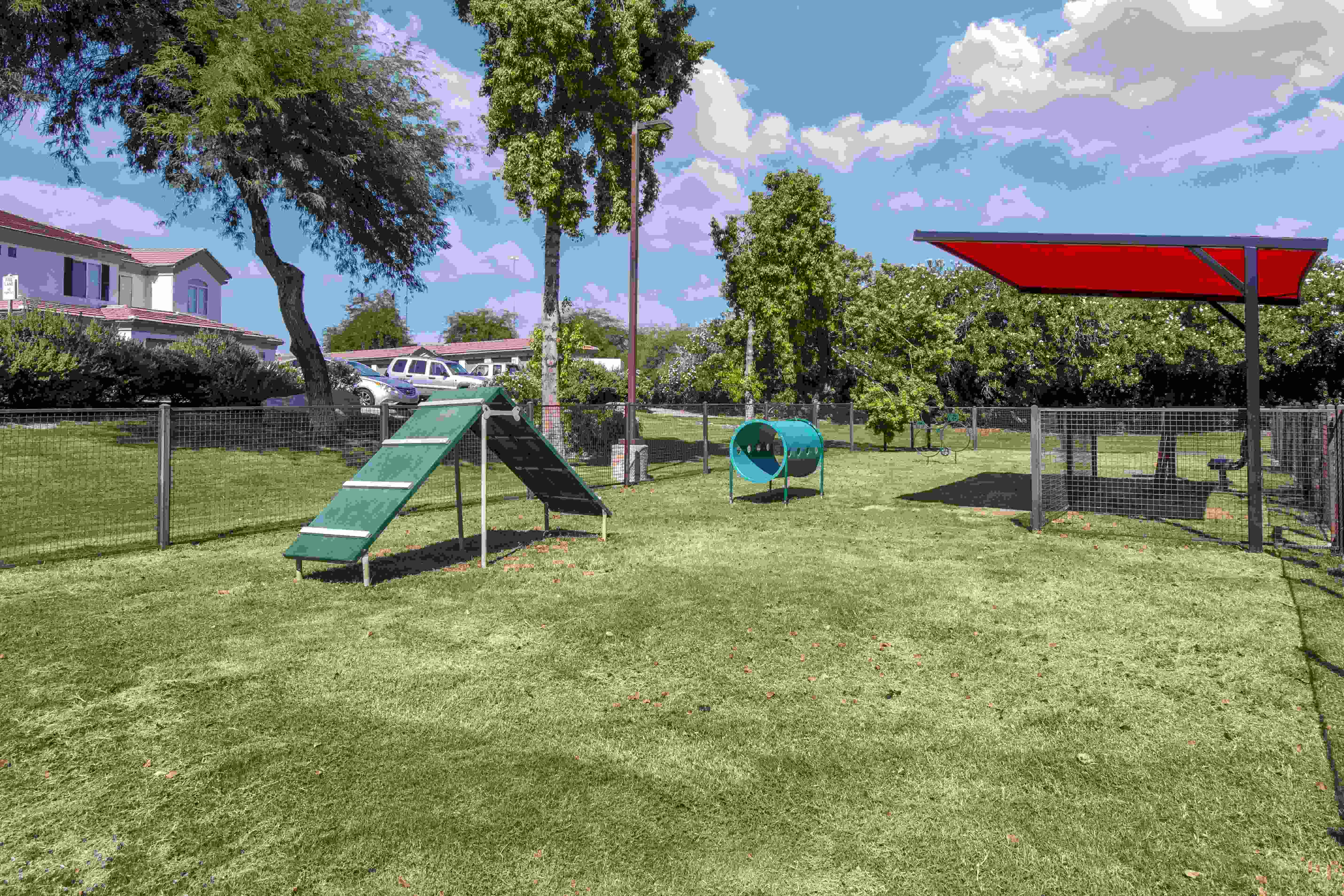 Carlyle Townhomes OLD Image 36