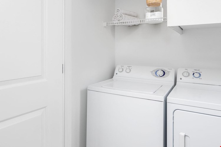 Camden Travis Street Image 8