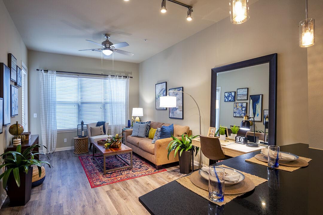 The Richmond at Uptown Image 42