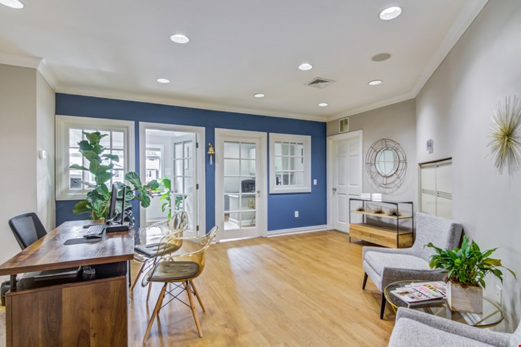 Stamford Corners Image 11