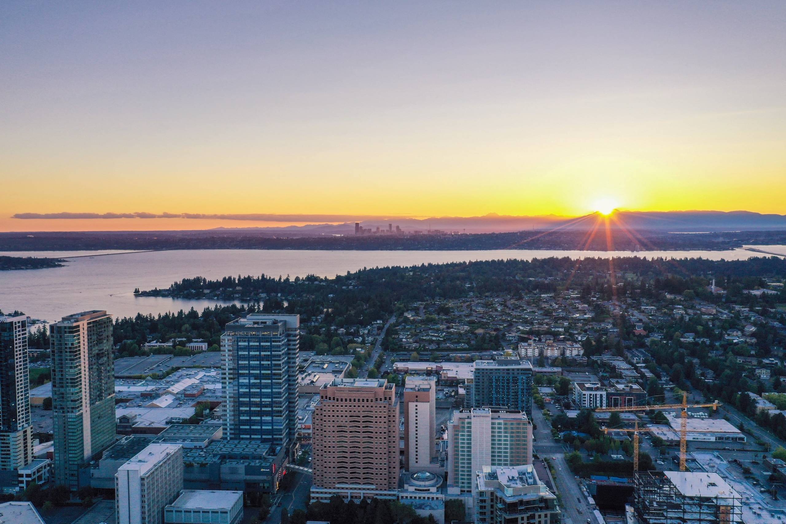 888 Bellevue Image 12