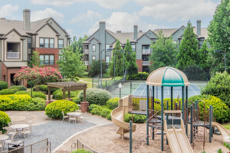 Apartments At Colonial Grand At Shiloh Kennesaw