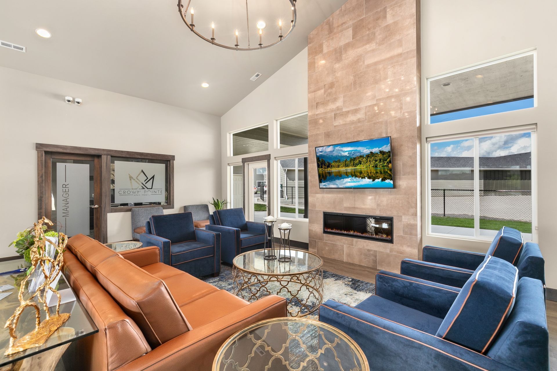 Crown Pointe Image 3