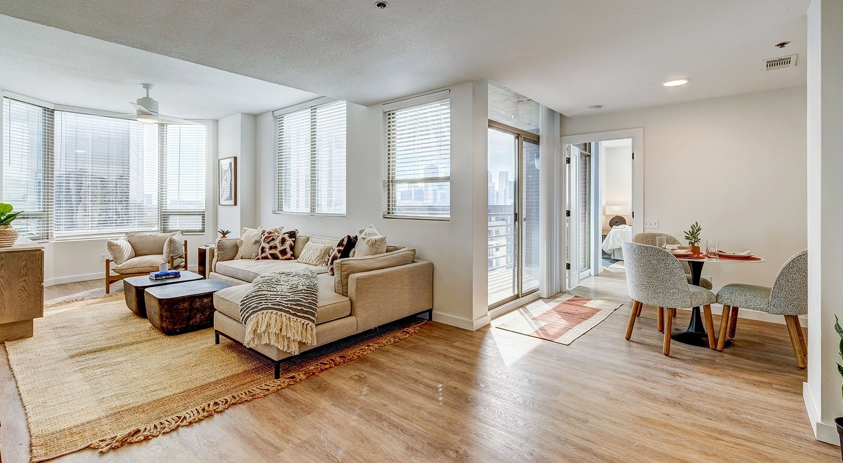 Whitney Uptown  Image 4