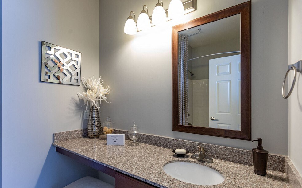 Vintage Crossing Image 9