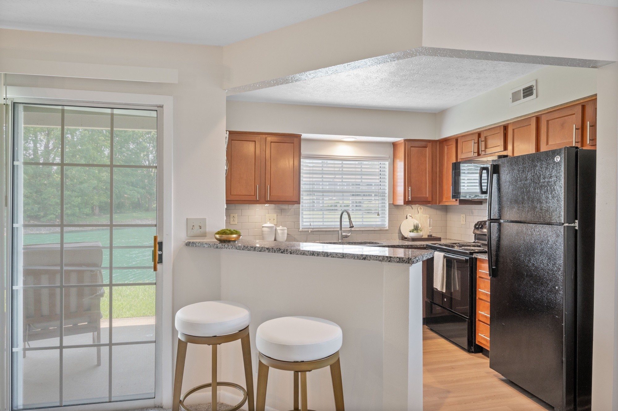 Normandy Club Image 4