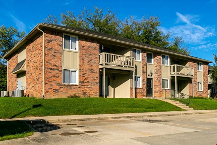 Greenfield Knoll Image 1