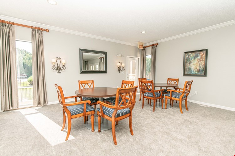 Waterford Manors Image 43