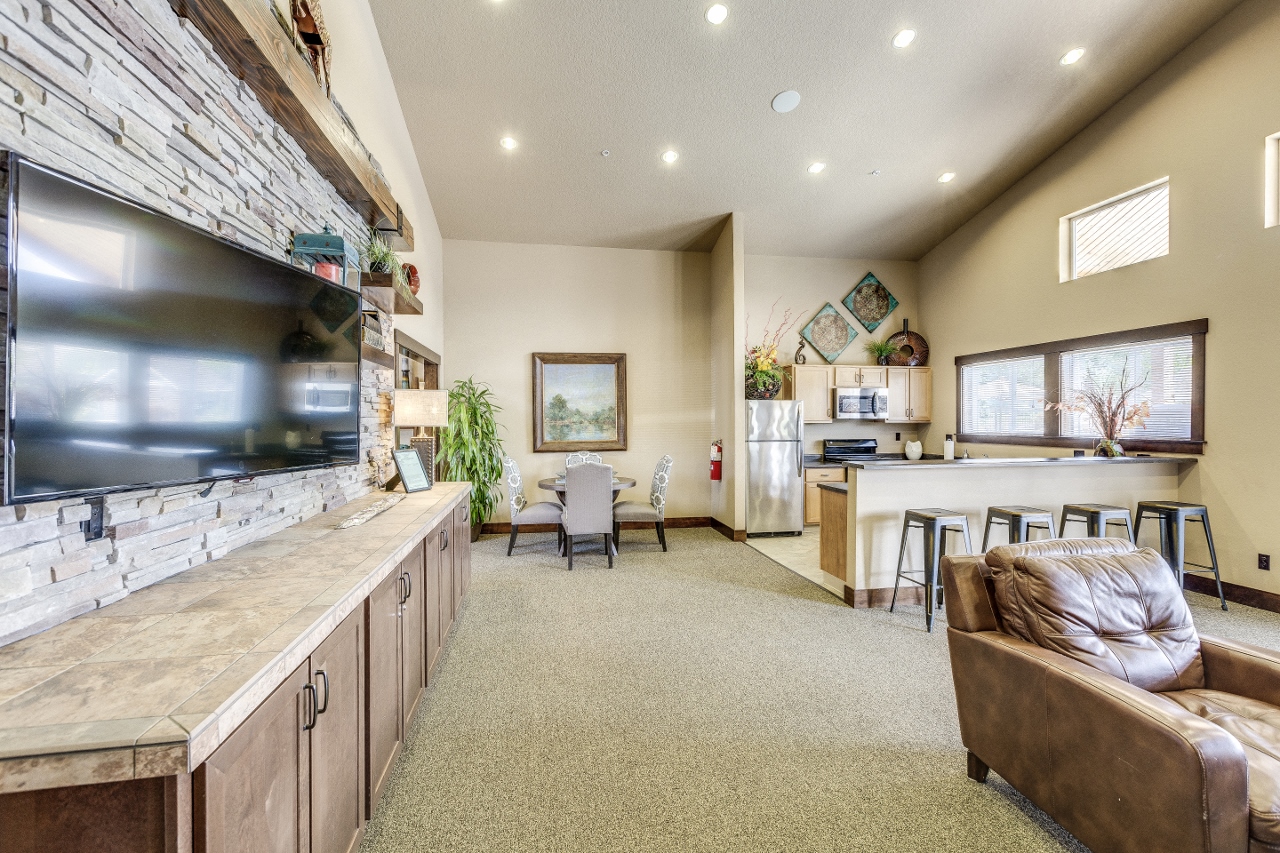 Lewis Ridge, Vancouver, WA Clubhouse