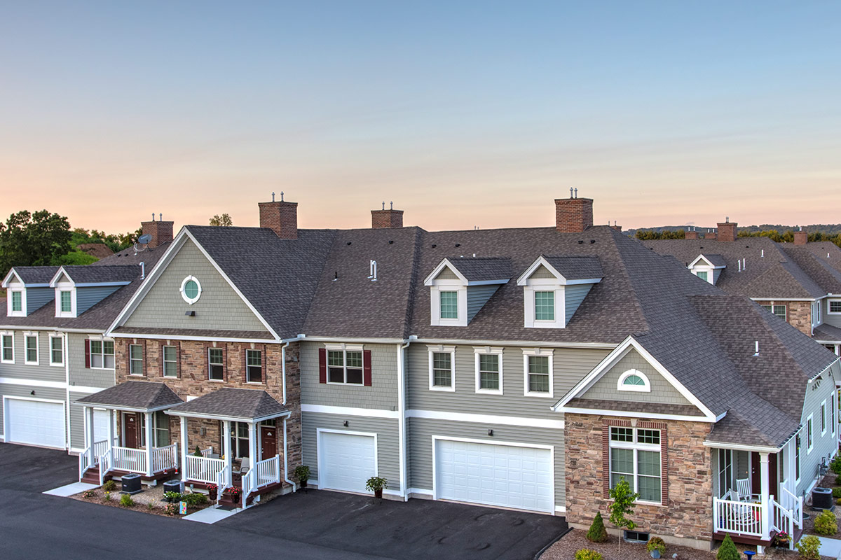 Deer Valley Townhomes Image 2