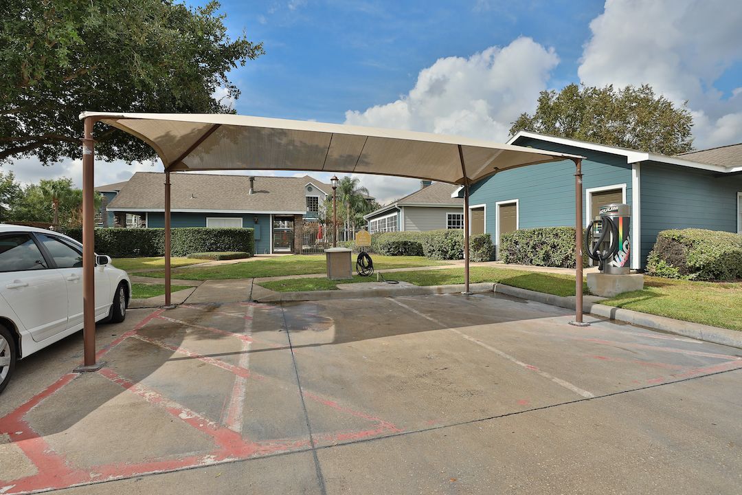 Enclave At Woodbridge Image 35