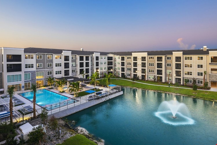 The Allure at Gateway Image 1