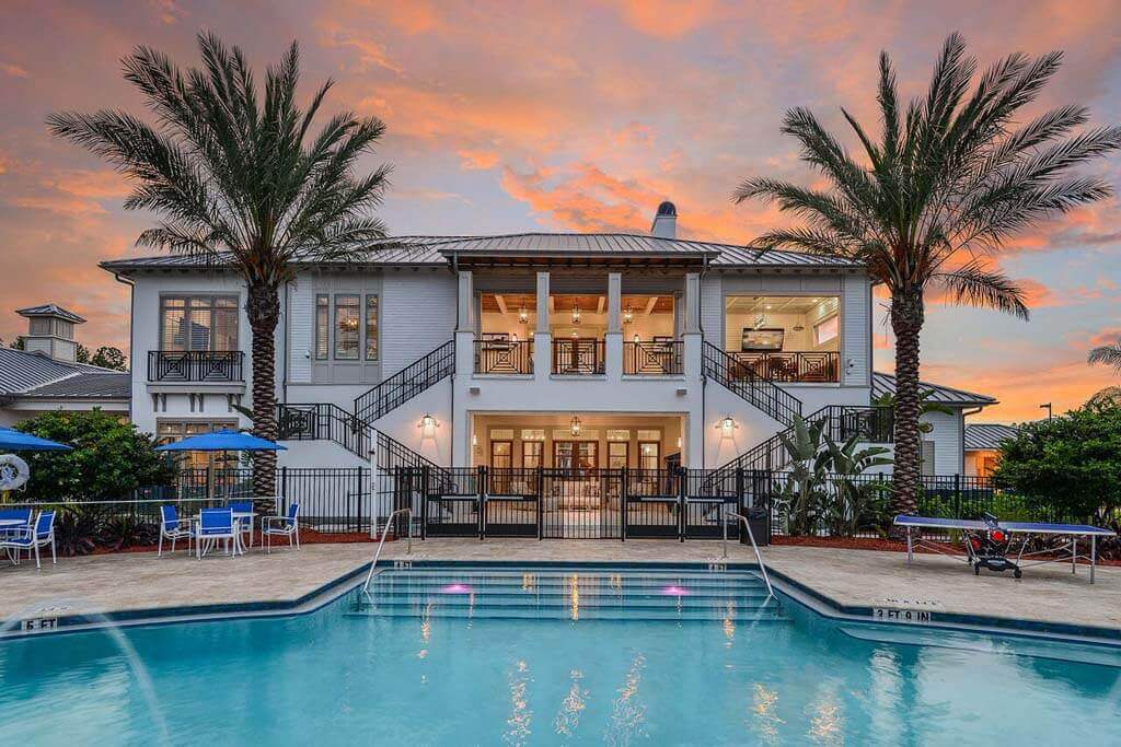 Palm Bay Club Image 2