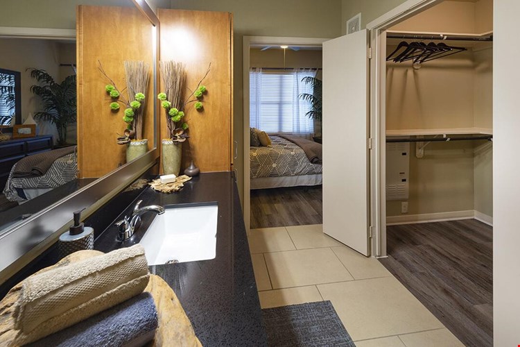 The Richmond at Uptown Image 33