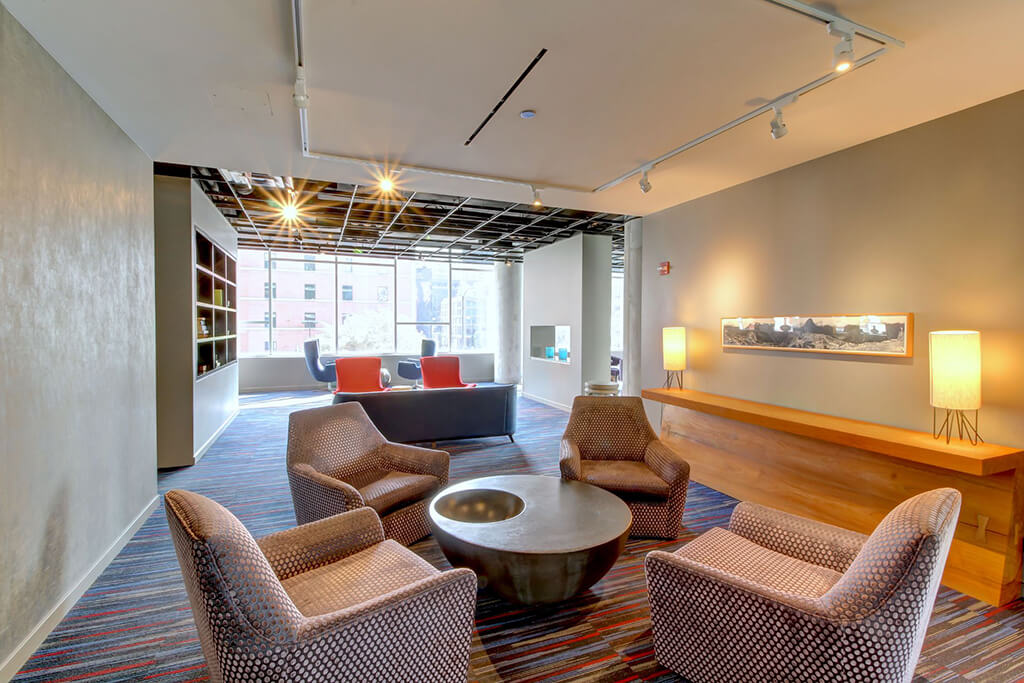 Eight O Five Image 42