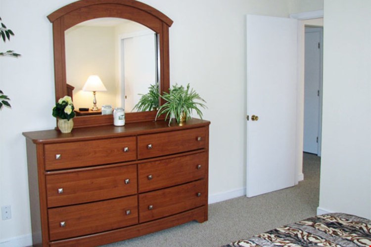 Brookside Apartments Image 4