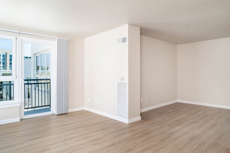 Market Street Village Image 3