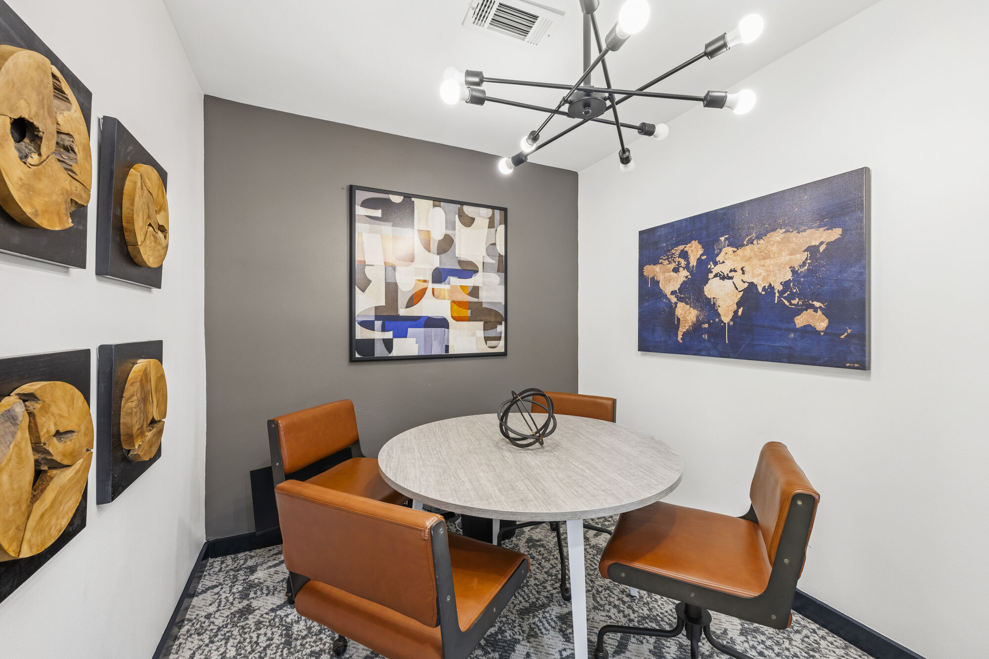 The Halston Image 16