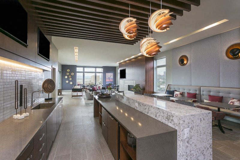 7/S Denver Haus Image 31