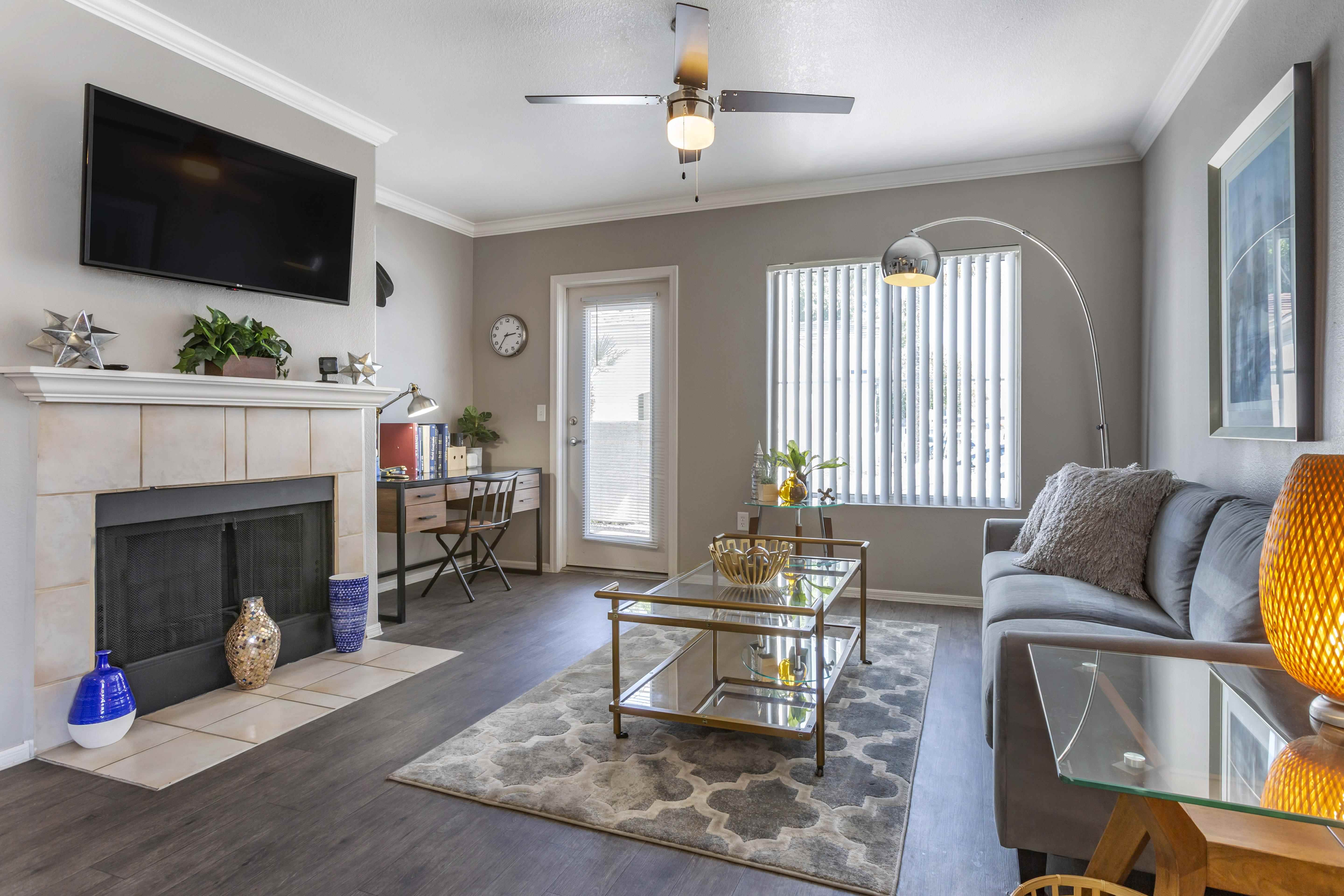 Carlyle Townhomes OLD Image 53