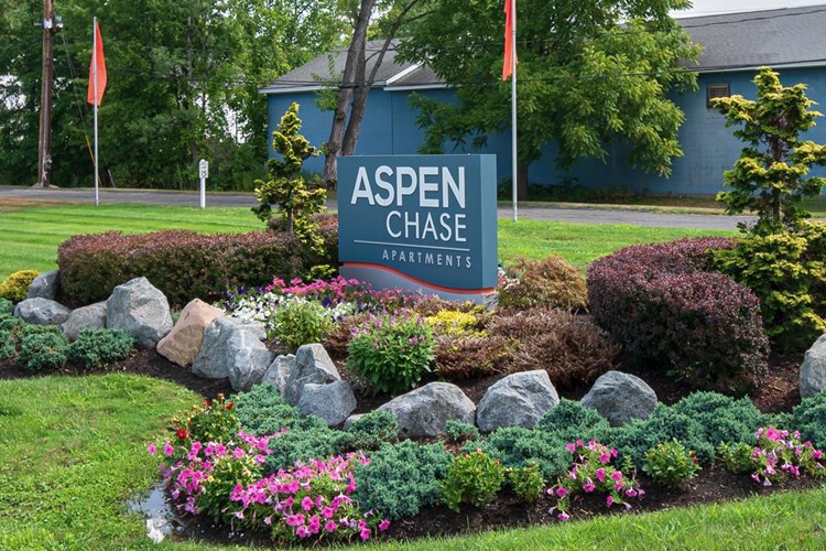 Welcome to Aspen Chase, providing 1, 2, and 3 bedroom apartment homes. 