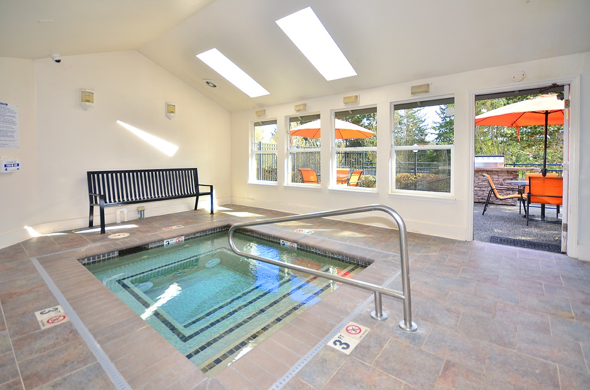 North Creek Heights Apartments Image 17