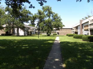 Tivoli Apartments Image 1