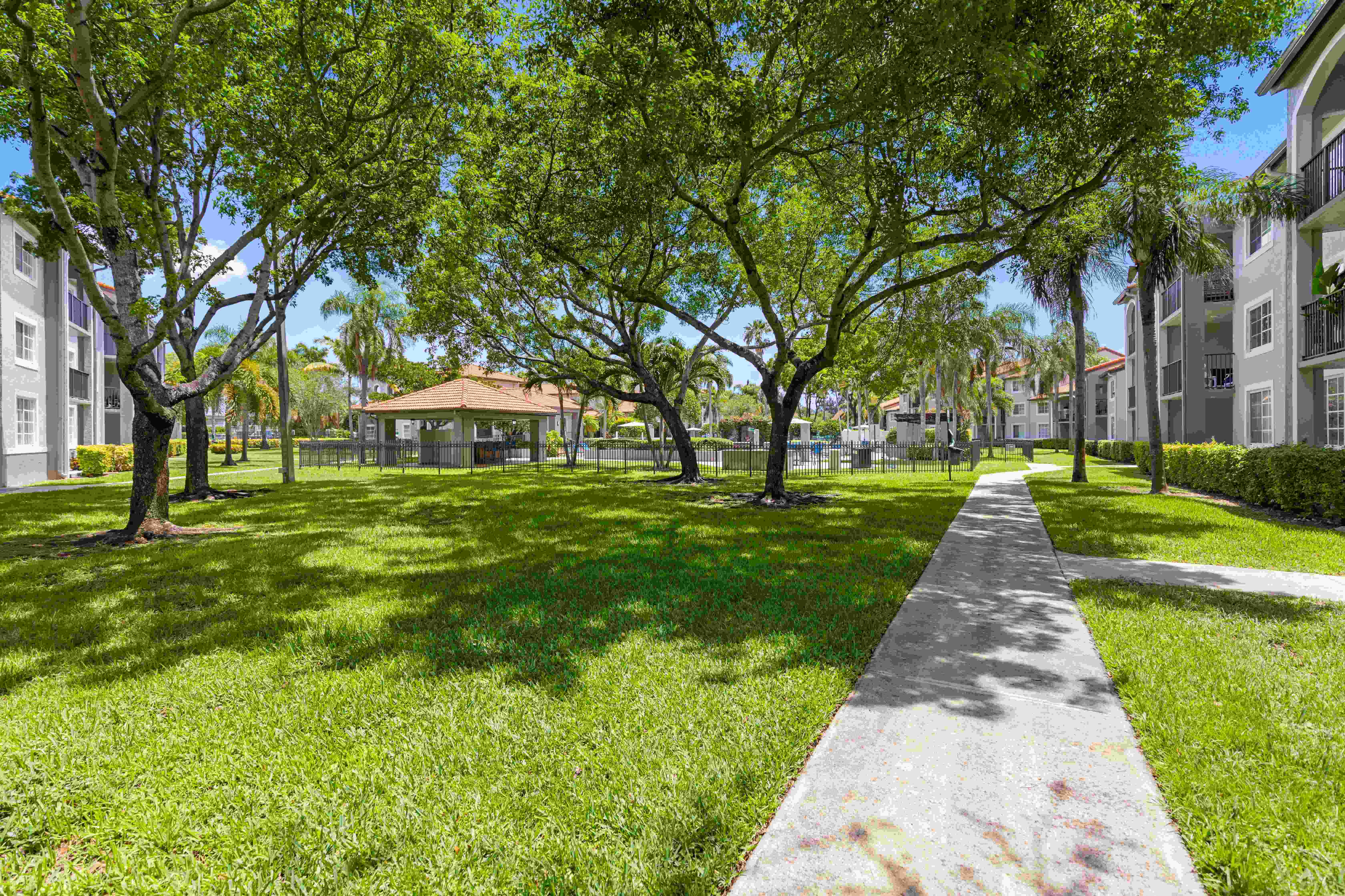 Sunset Gardens Image 79