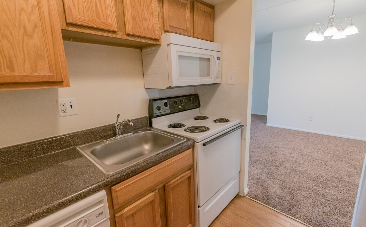 Caln East Apartments Image 8