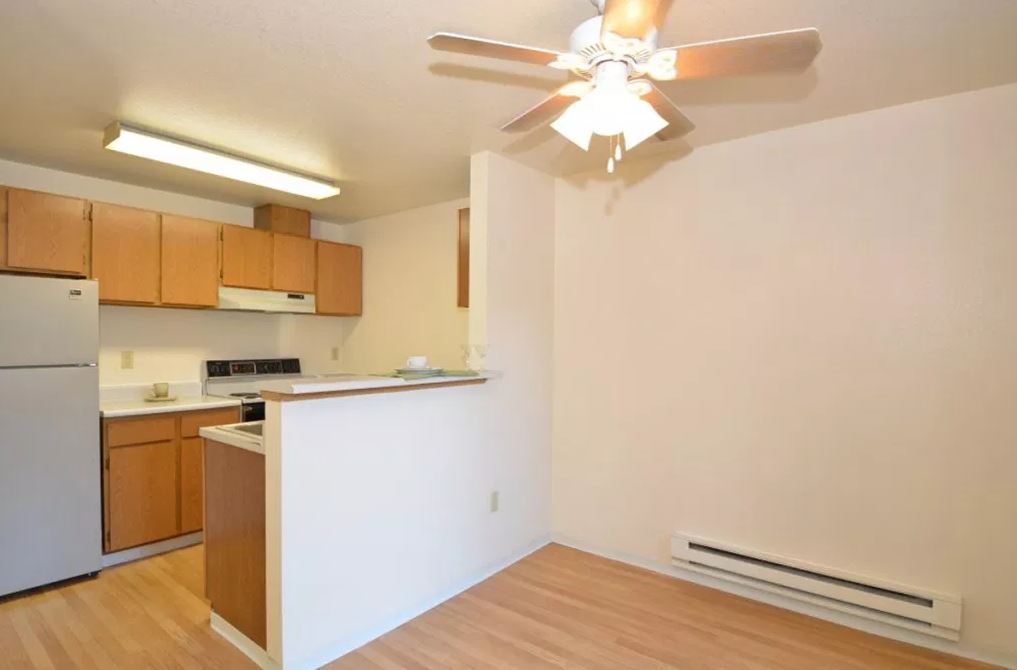 Coventry Court Annex, (see pics &amp; AVAIL)