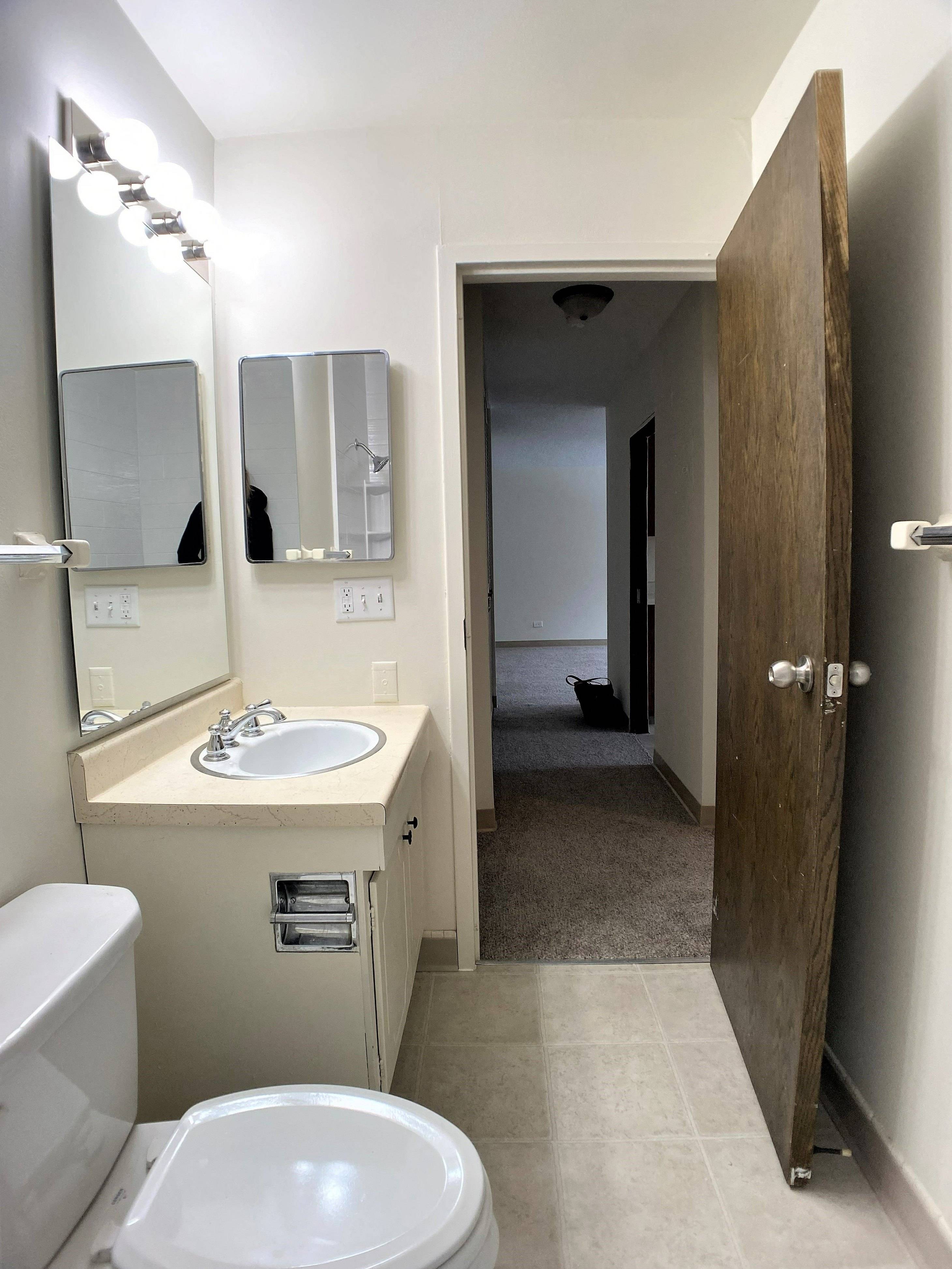 East River Plaza Image 6