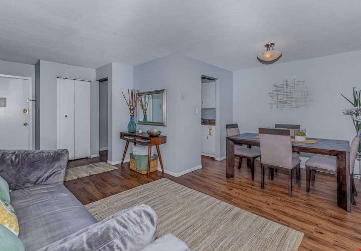 Lakeland Commons Apartments Image 2