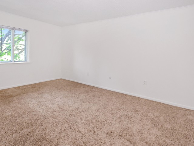 Park Court Apartments Image 6